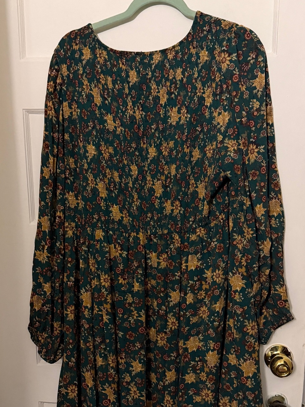 Torrid Green Floral Long Sleeve Midi Dress